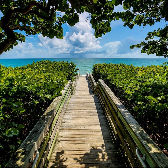 🌸Meet Your Posher🛍️💐 - Picture 9 of 14